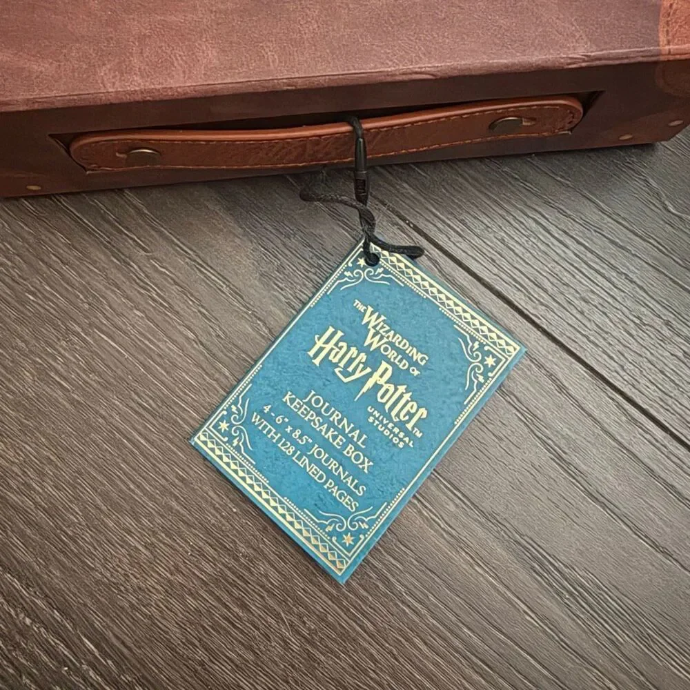 Harry Potter Newt Scamander Magical Creatures Briefcase Journal Set New